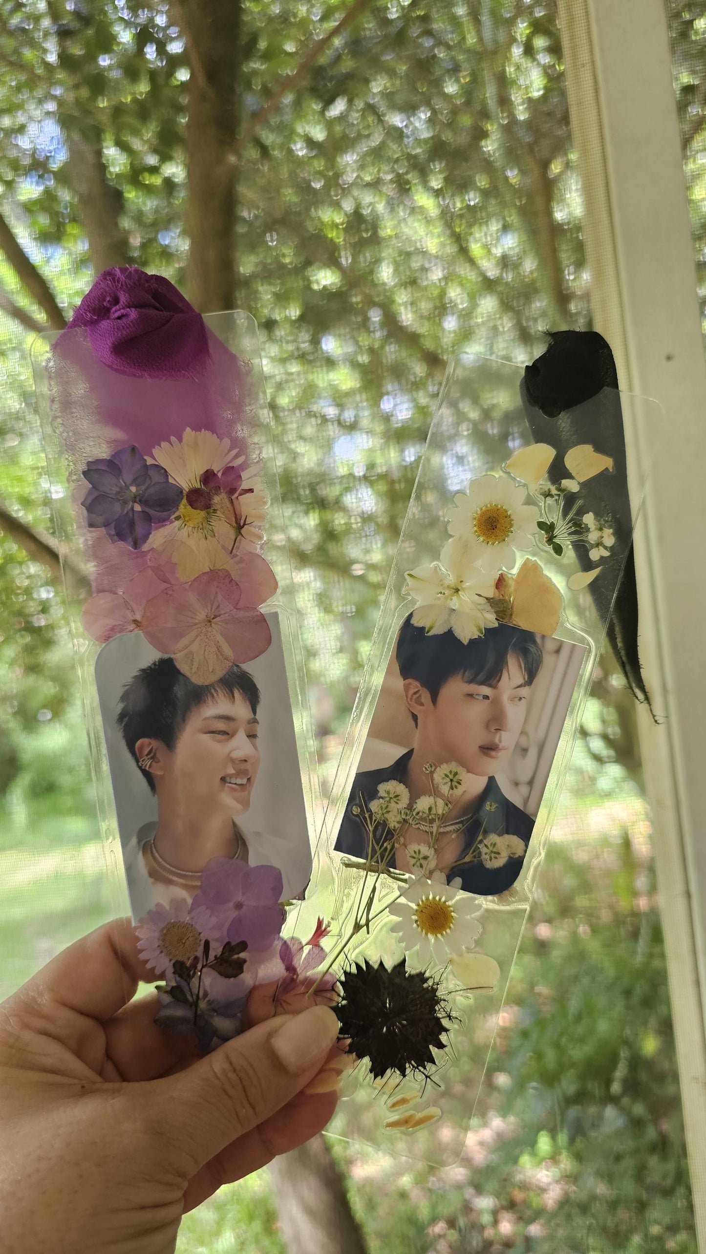 Pressed Floral Laminate Bookmarks with Picture - KPOP OT7 INSPIRED