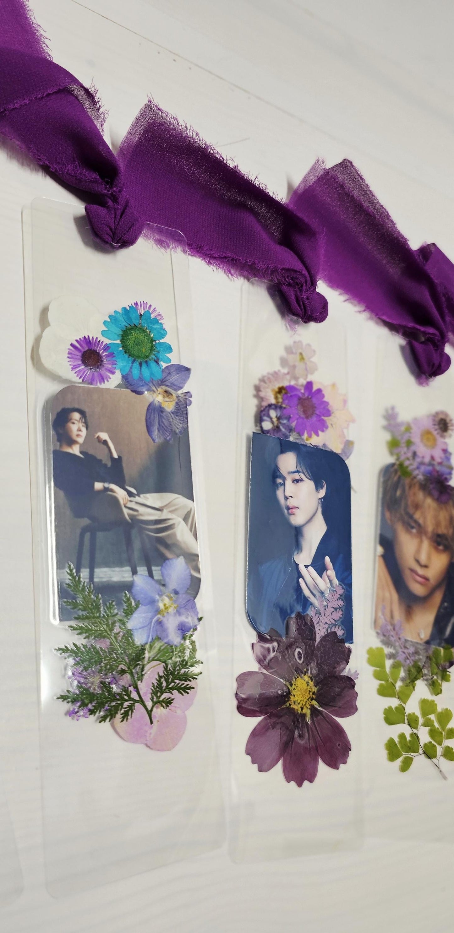 Pressed Floral Laminate Bookmarks with Picture - KPOP OT7 INSPIRED