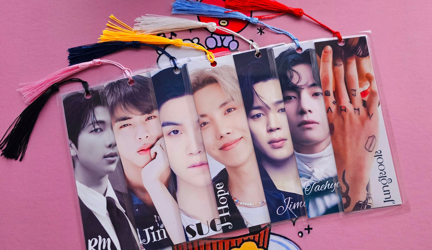 KPOP Bookmarks - OT7 INSPIRED