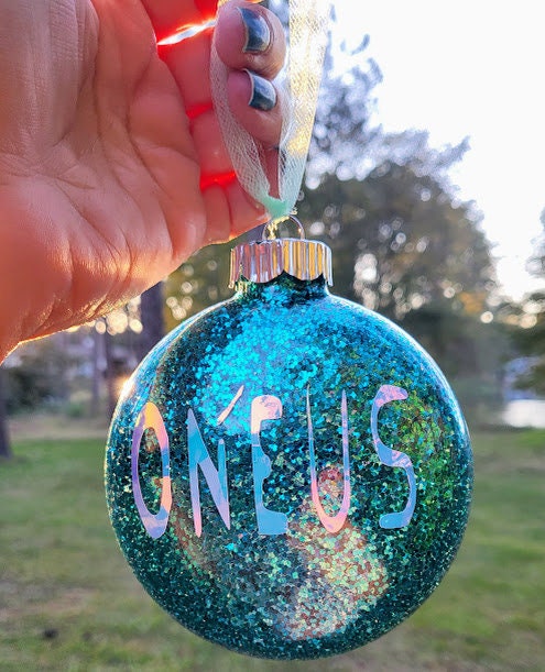 KPOP Inspired Ornaments - Multiple Groups/Idols