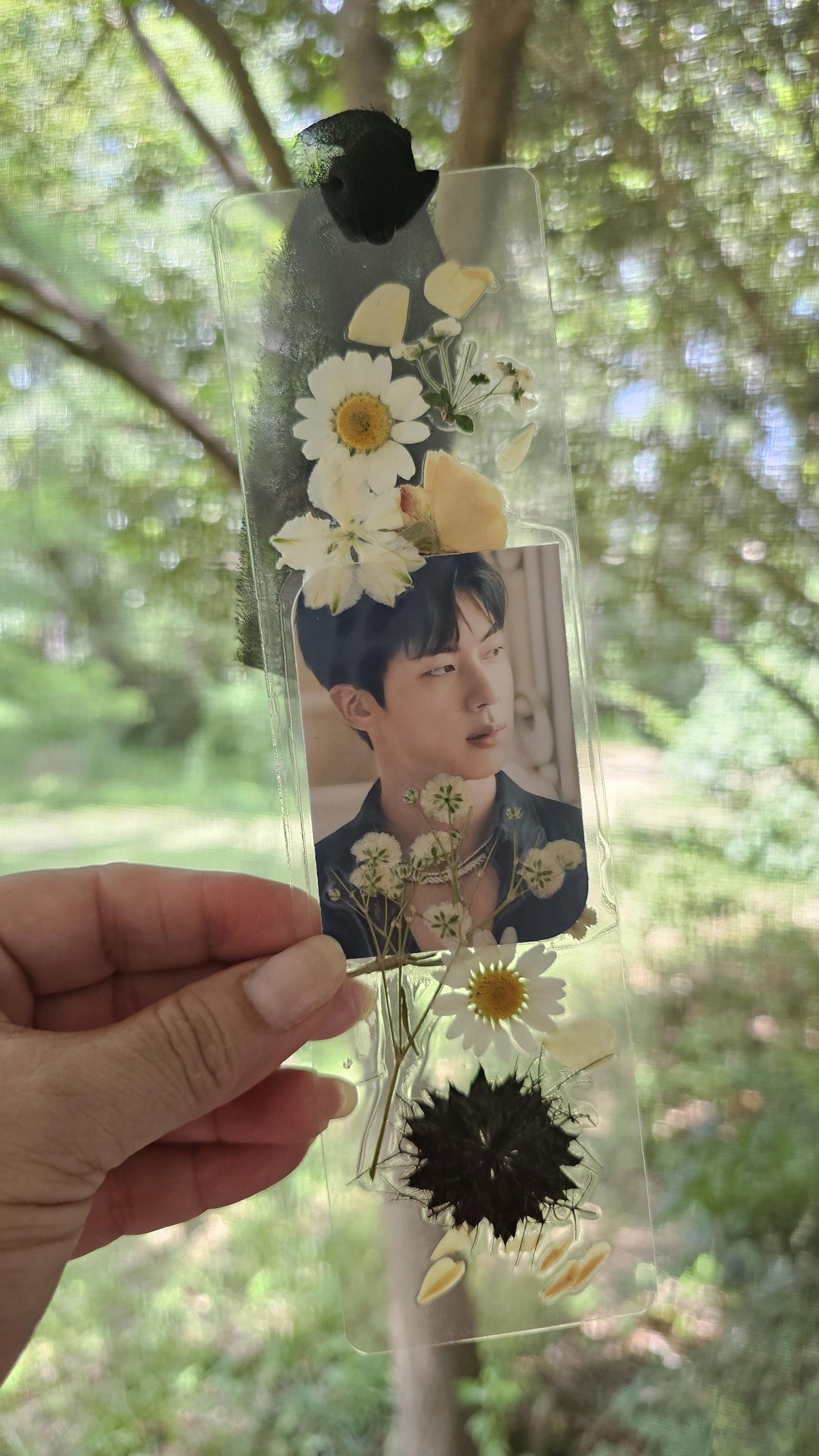 Pressed Floral Laminate Bookmarks with Picture - KPOP OT7 INSPIRED